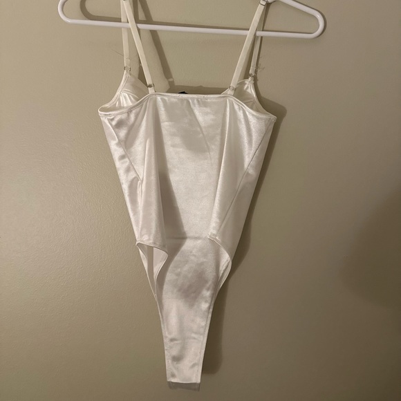 Adika Satin Finish Bodysuit - Picture 4 of 5